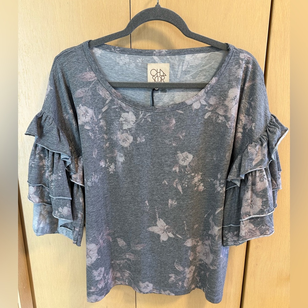 Chaser Floral Layered Ruffle Sleeve Top - NWT